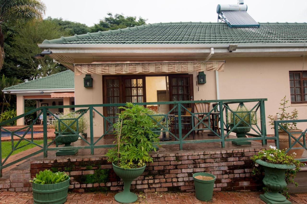 12 Fleetwood Bed and Breakfast Harare Buitenkant foto