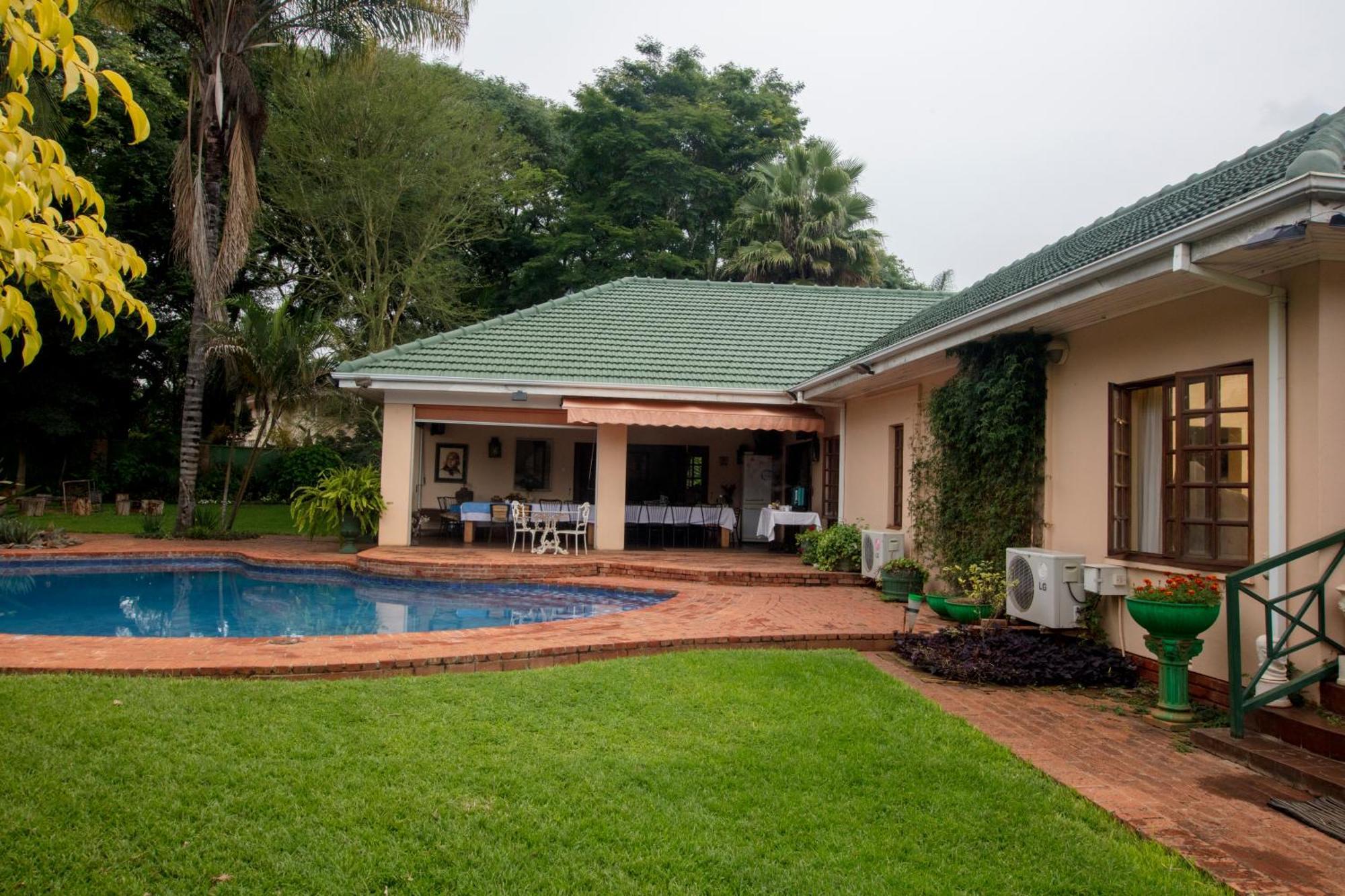12 Fleetwood Bed and Breakfast Harare Buitenkant foto