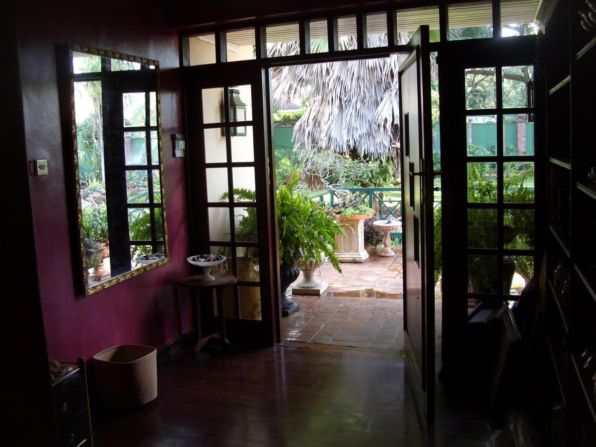 12 Fleetwood Bed and Breakfast Harare Buitenkant foto