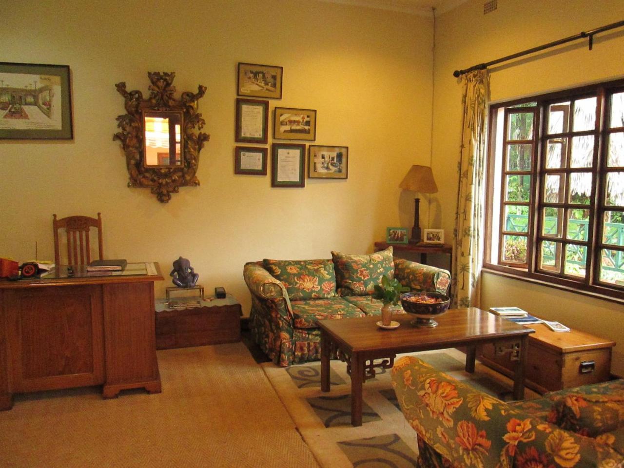 12 Fleetwood Bed and Breakfast Harare Buitenkant foto