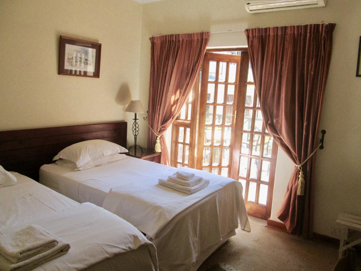 12 Fleetwood Bed and Breakfast Harare Buitenkant foto
