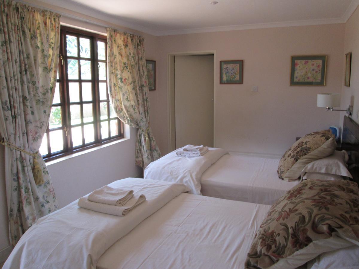 12 Fleetwood Bed and Breakfast Harare Buitenkant foto